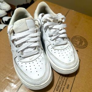 Nike Air Force 1 … Size 12c…